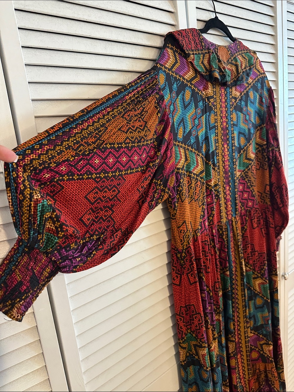 Farm Rio V-Neck Yawanawa Ruffle Boho Maxi Dress Size L - Runs a tad big - Picture 14 of 14